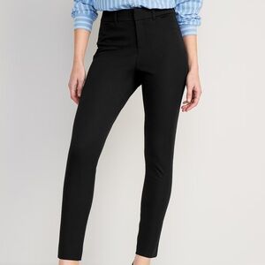 Old Navy Black Skinny Pants Versatile Style